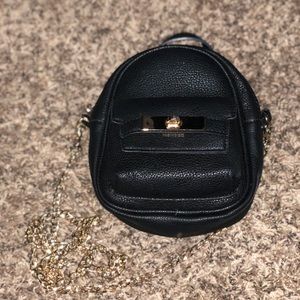 Melie Bianco Faux leather purse like new!